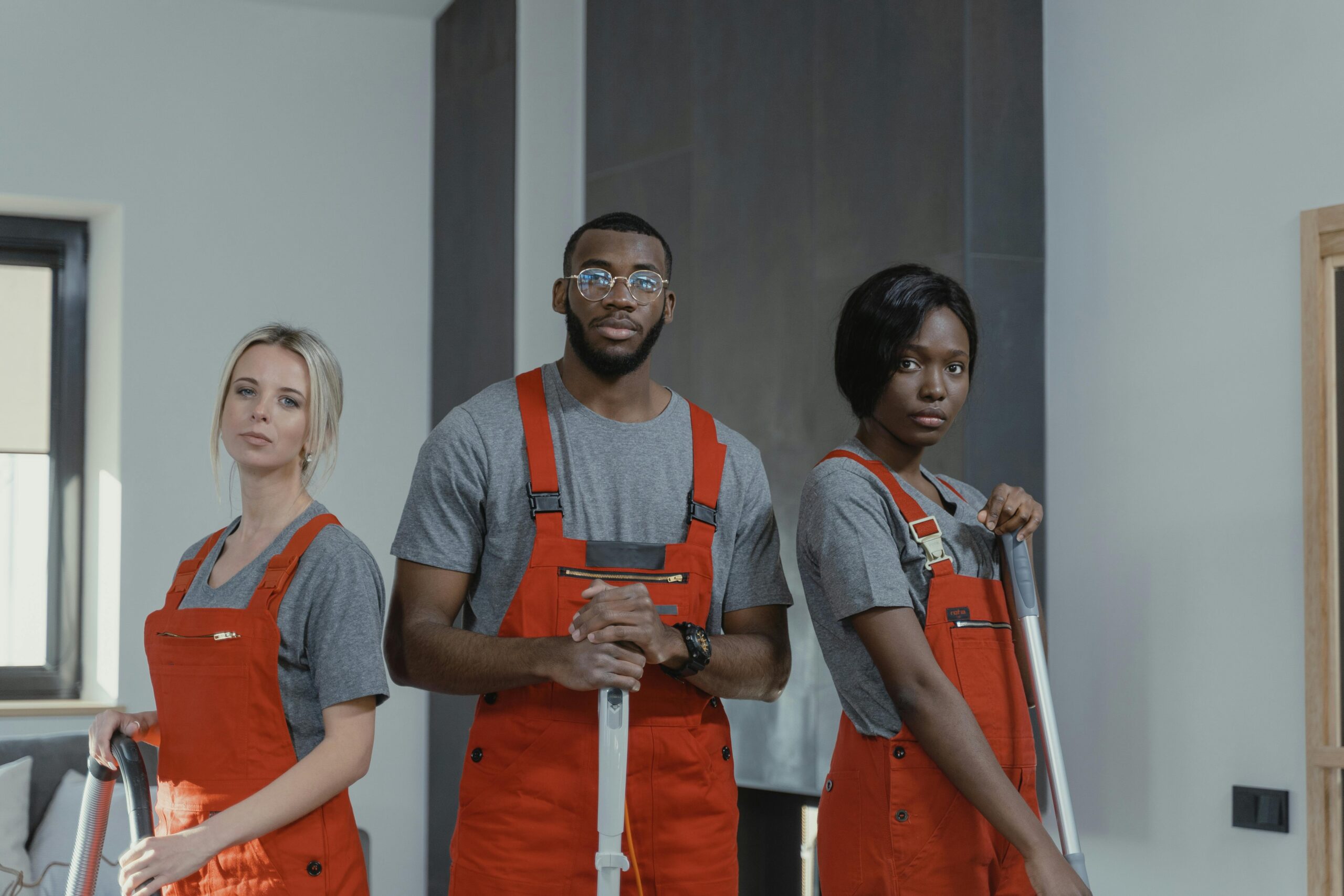 Uniform manufacturers — corporate and industrial uniform production